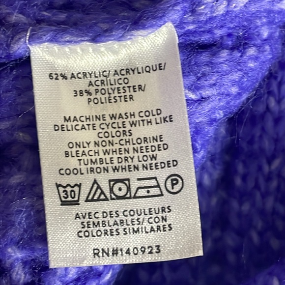 Loft Purple Soft! Cable Knit Long Sleeve Crew Neck Sweater- Medium - Picture 6 of 9